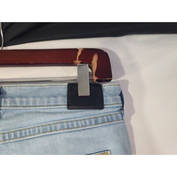 True Religion Frayed Hem Cora Crop Straight Mid Rise Cut Off Jean Shorts US 28 - Picture 8 of 8